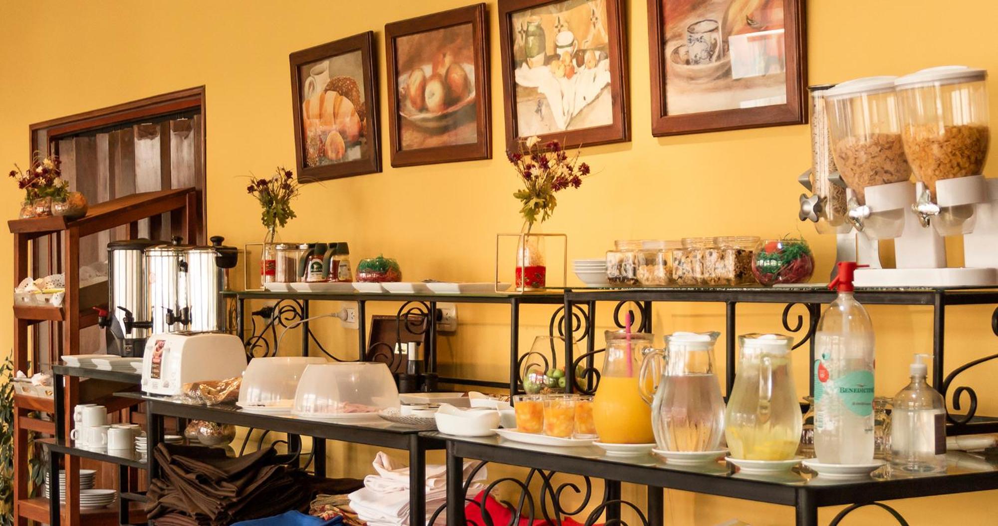Hotel Los Sauces Кафаяте Екстериор снимка