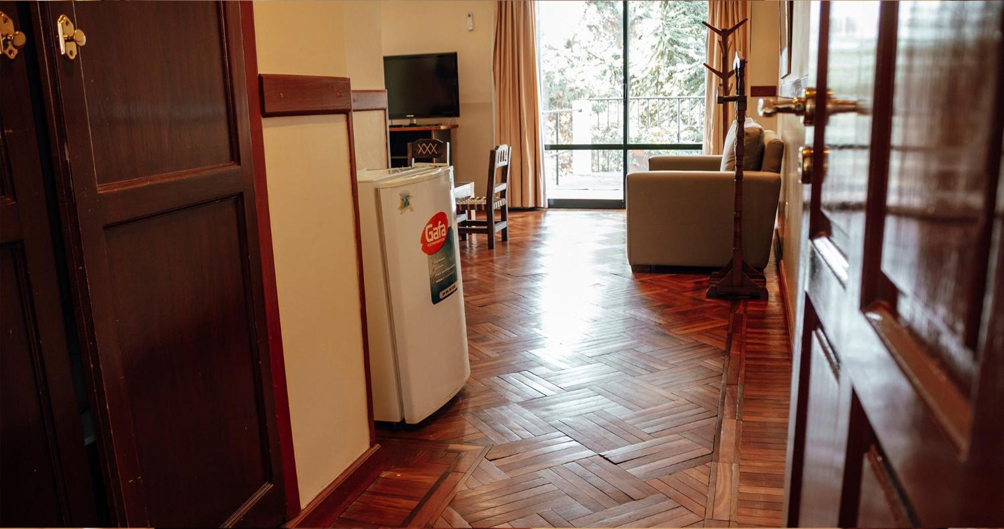 Hotel Los Sauces Кафаяте Екстериор снимка