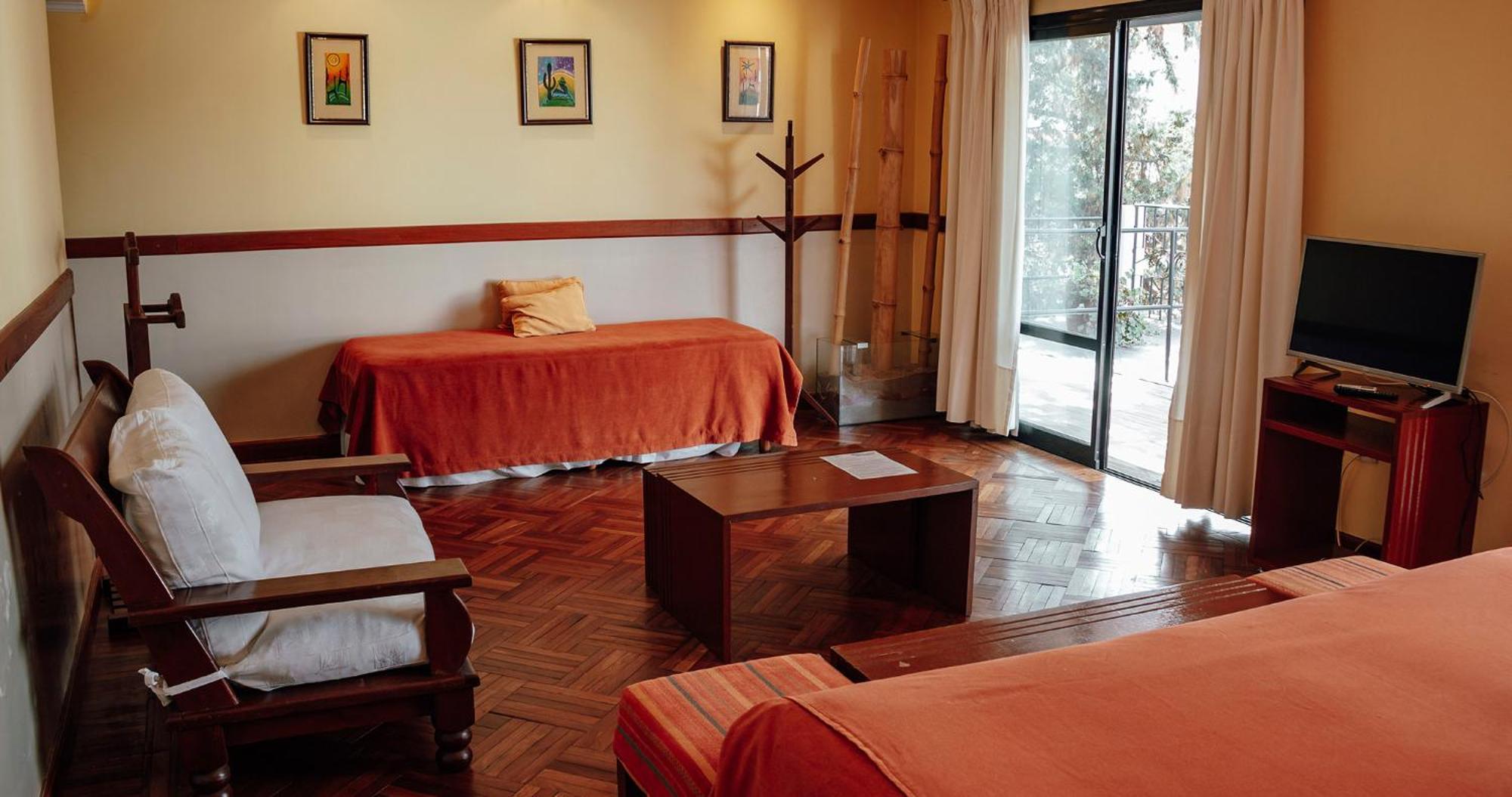 Hotel Los Sauces Кафаяте Екстериор снимка